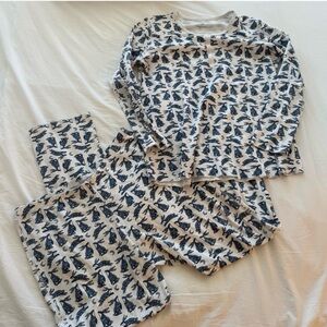 Roller Rabbit Women's Pajama Set in Blue and White